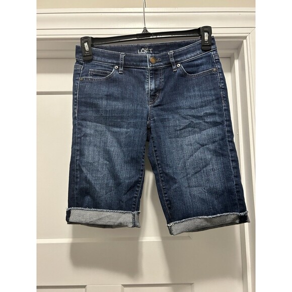 Ann Taylor Loft Women Bermuda Blue Cotton Blend Dark Wash Denim Jeans Shorts 2 - Picture 1 of 4